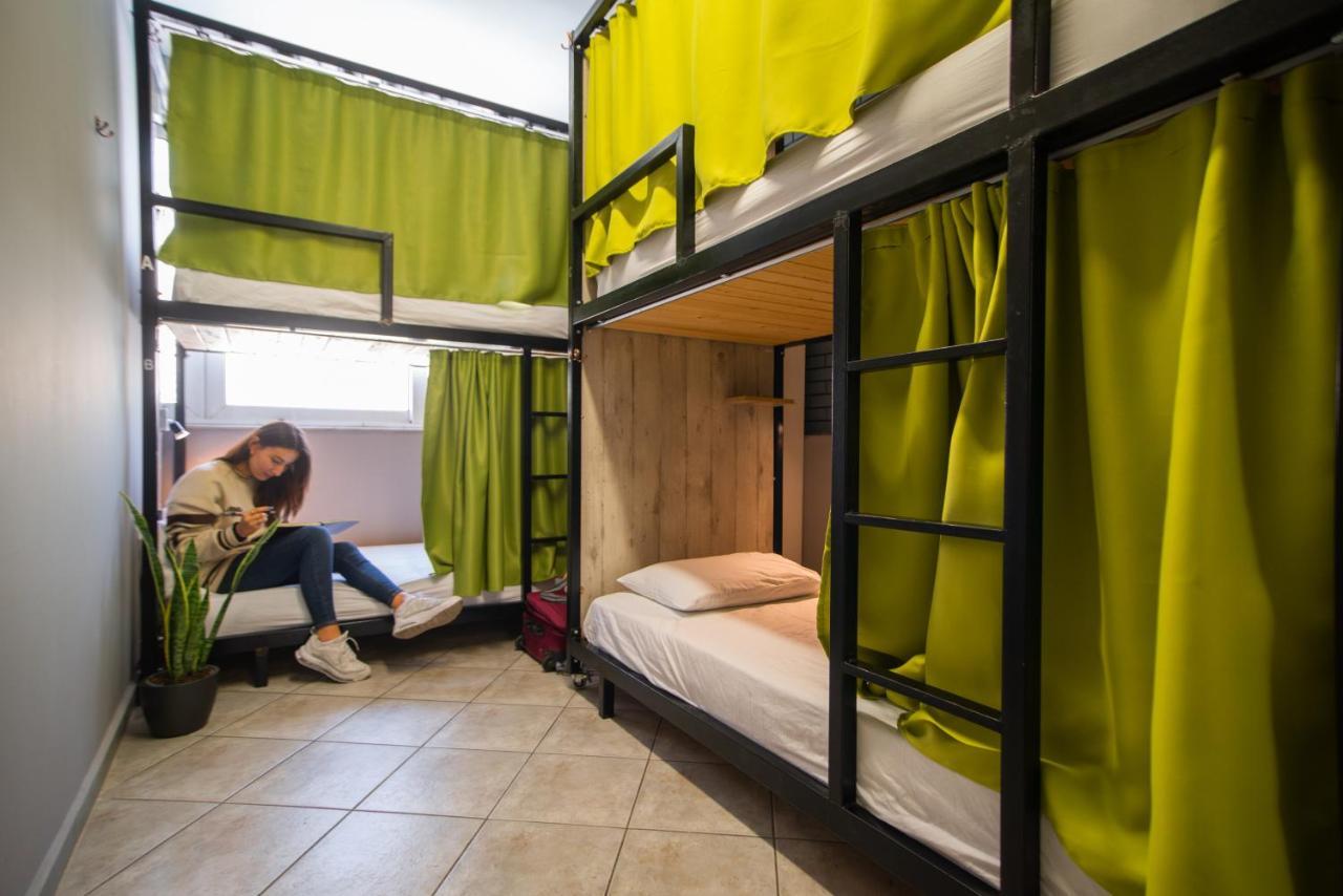 Bedway Athens Hostel Exterior photo