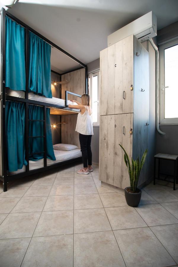 Bedway Athens Hostel Exterior photo