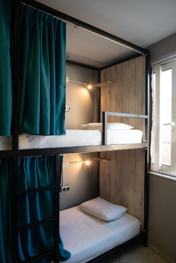 Bedway Athens Hostel Exterior photo