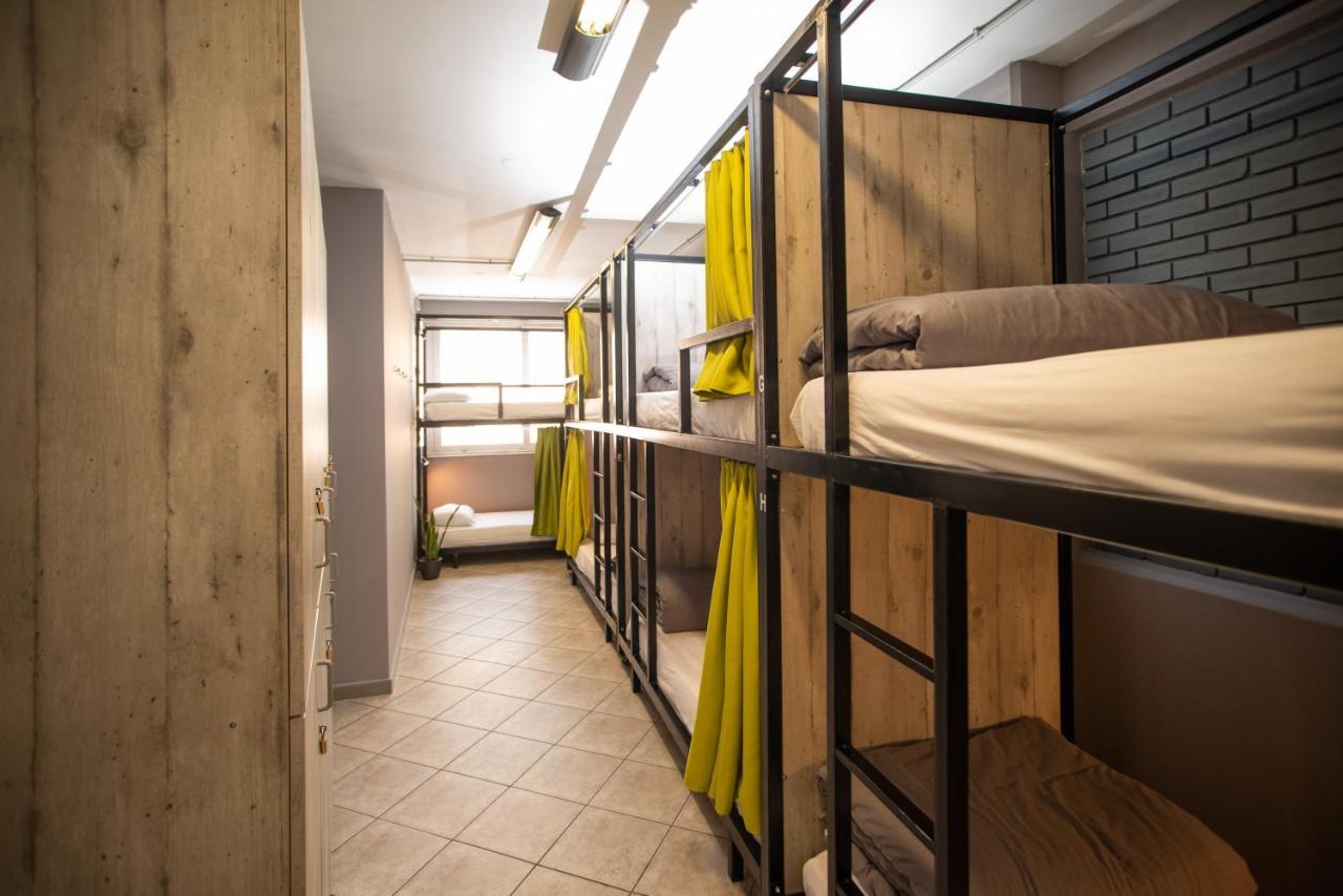 Bedway Athens Hostel Exterior photo