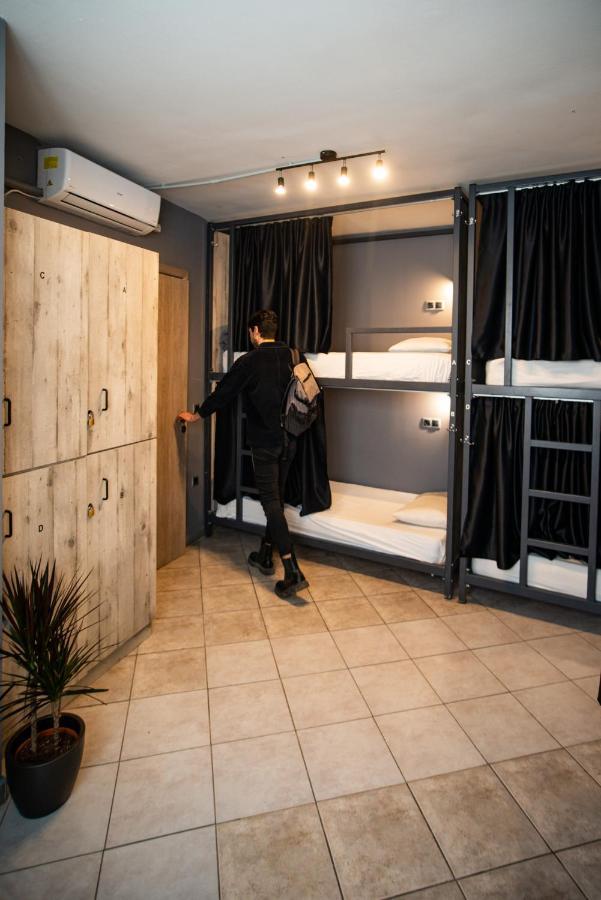 Bedway Athens Hostel Exterior photo